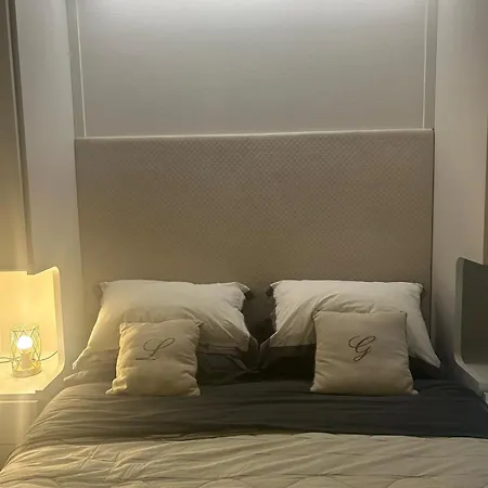 Close To Montecarlo, Monaco Sea Side, Private Parking *