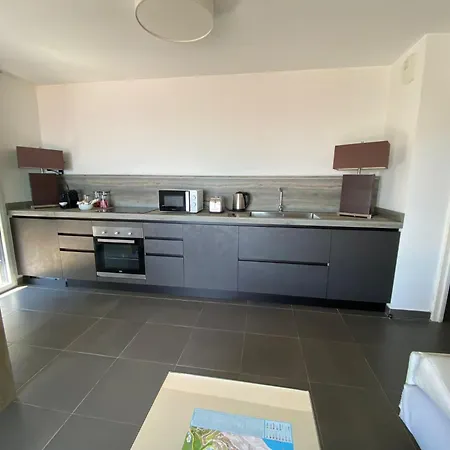 Apartamento Close To Montecarlo, Monaco Sea Side, Private Parking Beausoleil